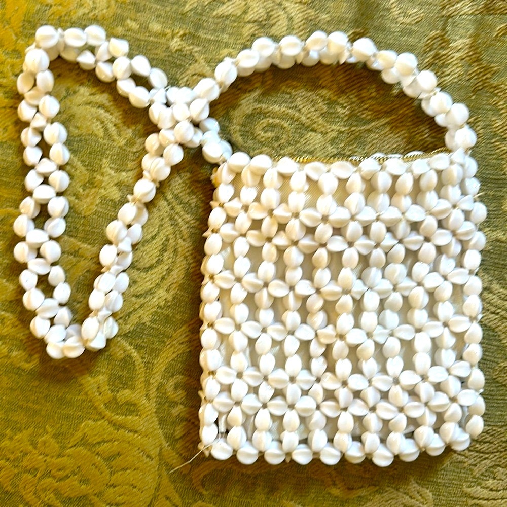 COPY - Vintage beaded lined 60s flower handbag purse